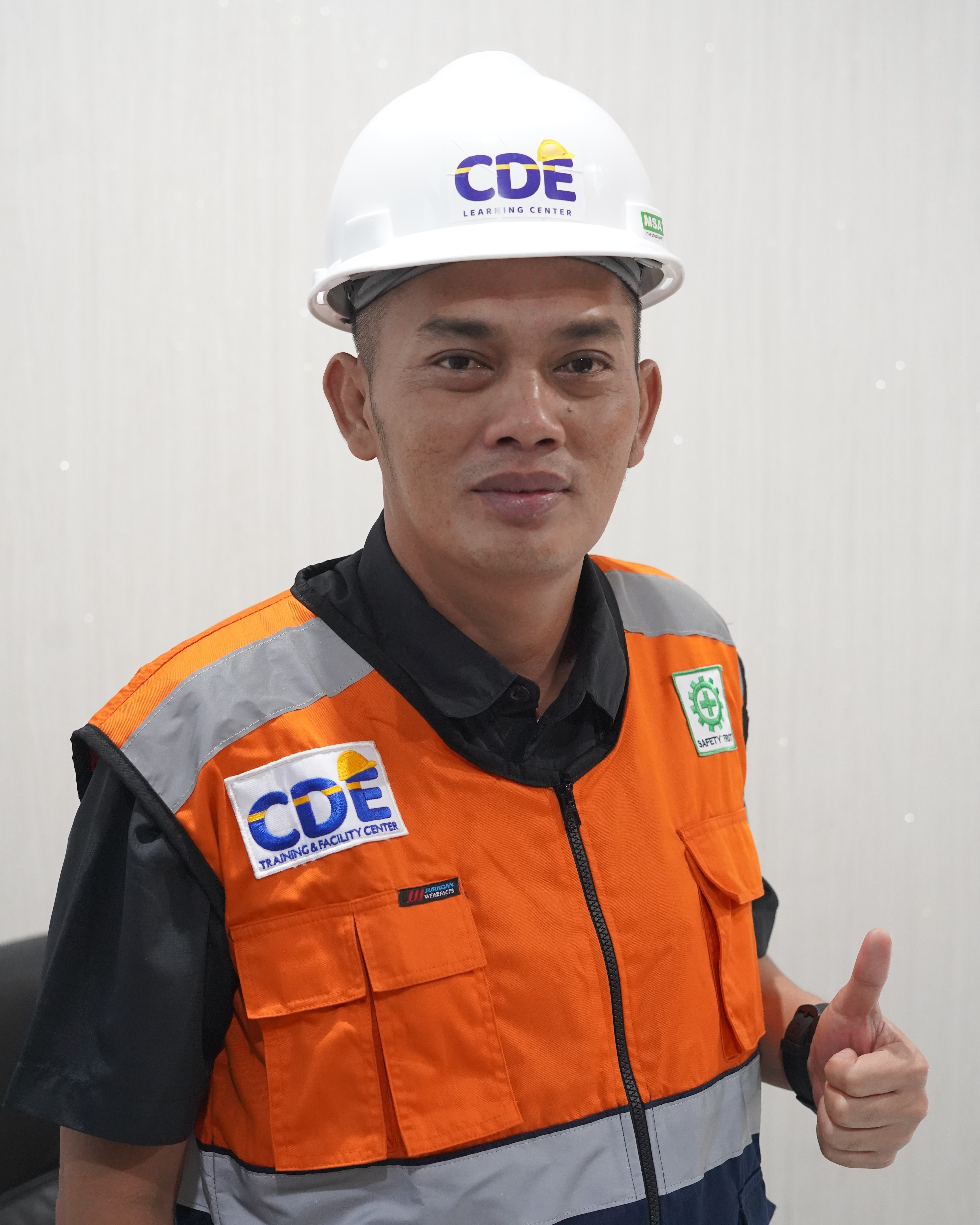 https://www.demo.cde-learningcenter.id/assets/image/hadisyah.jpg